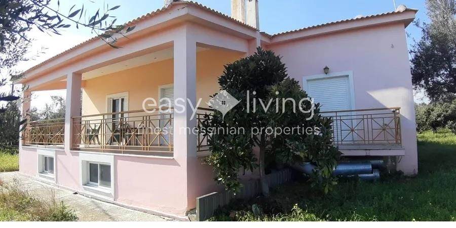 (For Sale) Residential Detached house || Messinia/Petalidi - 118.000 Sq.m, 3 Bedrooms, 360.000€ 
