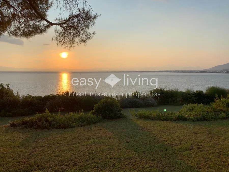 (For Sale) Residential Detached house || Messinia/Kalamata - 206 Sq.m, 4 Bedrooms, 2.500.000€ 
